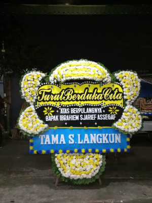 Papan Bunga Duka di Semidang Alas Maras